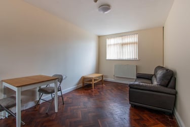 1 bed house, Newport Road, Roath, Cardiff, CF241AH - Image 4